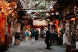 Tour of the Jewish Quarter in Budapest – the Jewish community, graffiti and nightlife