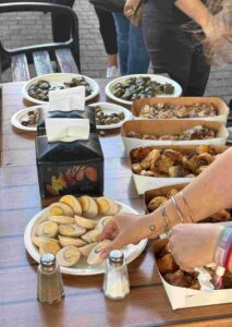 Un recorrido por los mercadillos: de la comida a los grafitis
