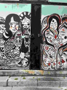 Un recorrido por los mercadillos: de la comida a los grafitis