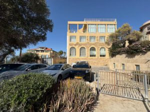 החצר האחורית של יפו: סיור הסודות של שכונת עג׳מי