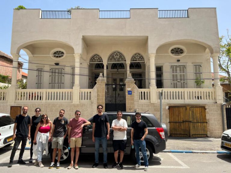 החצר האחורית של יפו: סיור הסודות של שכונת עג׳מי