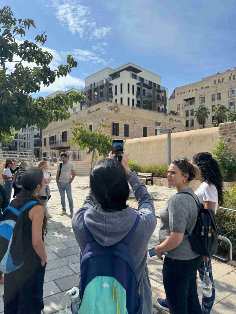 סיור יפו שמאחורי הקלעים