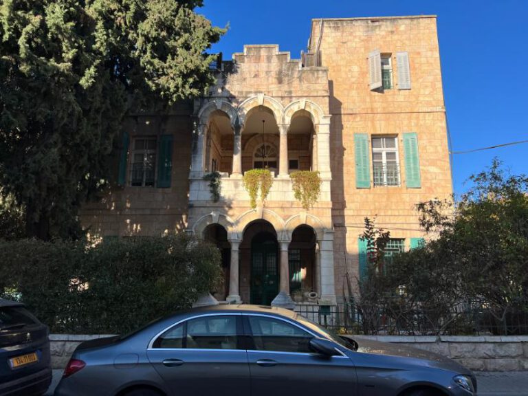 Between housing estates and palaces: A tour of the Baka neighborhood in Jerusalem