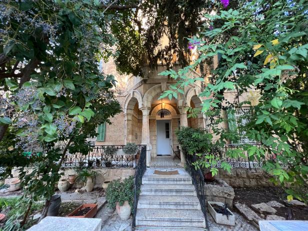 בין שיכונים לארמונות: סיור בשכונת בקעה בירושלים