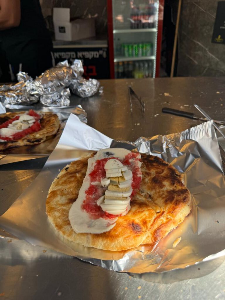 כרמל פלוס: סיור אוכל בשוק הכרמל וכרם התימנים