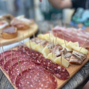 Plato de delicatessen | Recorrido gastronómico por Nápoles