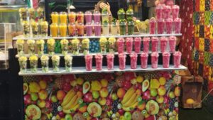 סיור אוכל בשוק הכרמל וכרם התימנים