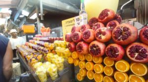 סיור אוכל בשוק הכרמל וכרם התימנים