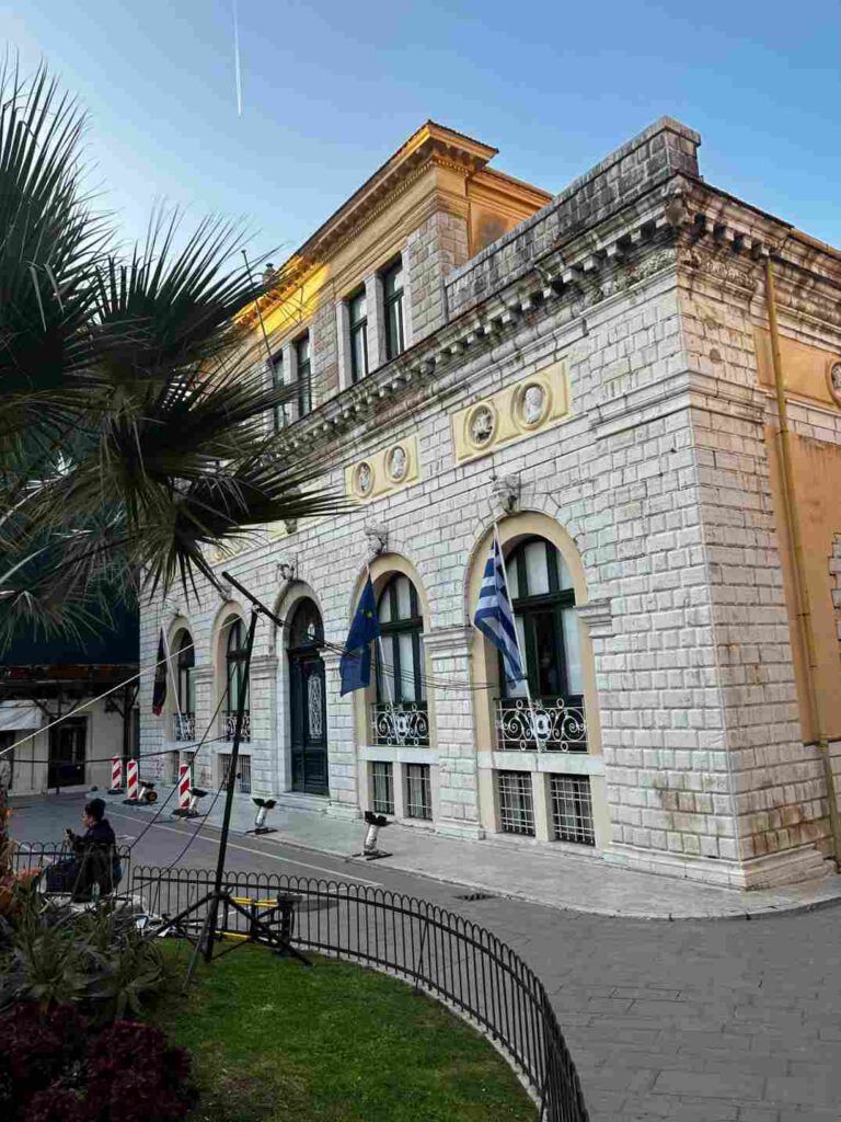 Combined tour to get to know the city and Corfu Judaism