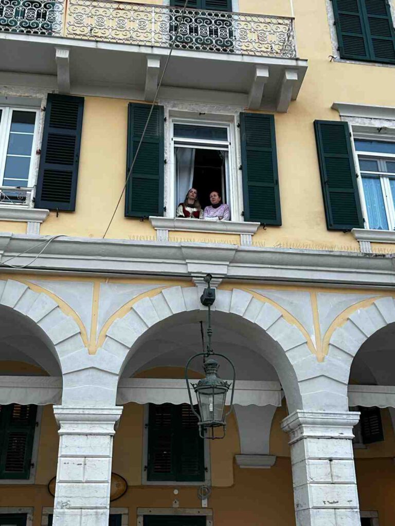 Combined tour to get to know the city and Corfu Judaism