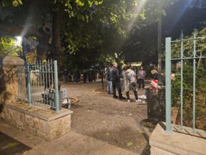 Recorrido por la Menorá de Janucá en el barrio de Nachlaot