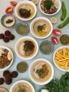 סיור היסטוריה, קולינריה וגרפיטי בשוק לוינסקי ופלורנטין