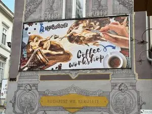 Tour of the Jewish Quarter in Budapest – the Jewish community, graffiti and nightlife