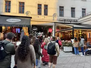 Tour of the Jewish Quarter in Budapest – the Jewish community, graffiti and nightlife