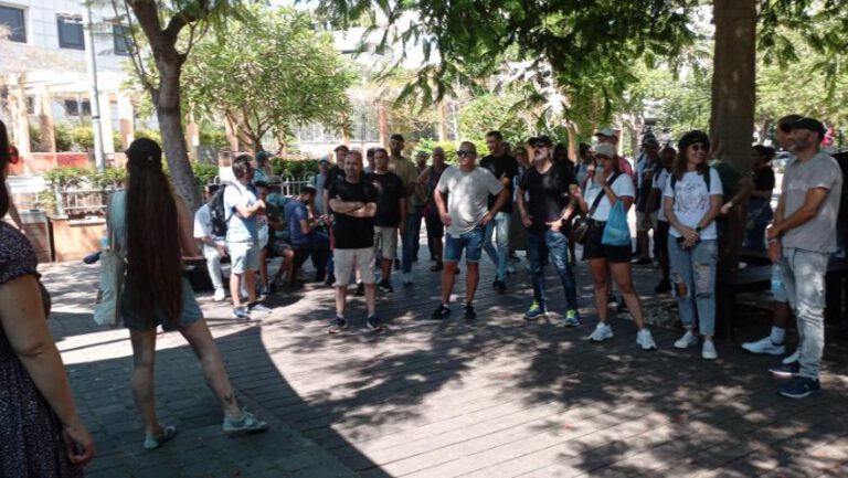 Recorrido de grafitis florentinos combinado con un recorrido gastronómico en Lewinsky