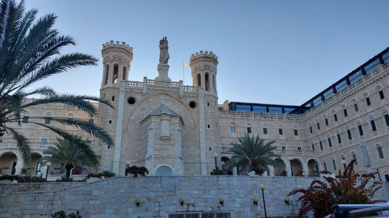Recorrido turístico por Jerusalén: edificios europeos, arquitectura impresionante y arte