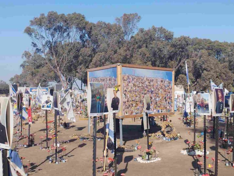 Gira por el Resurgimiento y Gaza