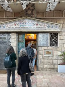 España en Jerusalén: Un recorrido por Nachlaot según la reina de belleza de Jerusalén