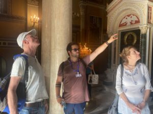 Visita guiada de Atenas en hebreo - Explicación de la iconografía de la Iglesia Metropolitana