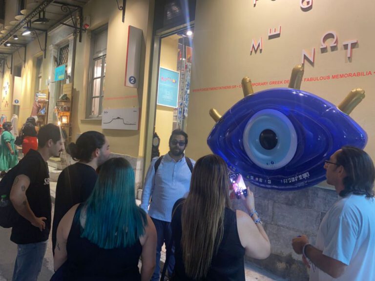 Visita guiada de Atenas en hebreo: El Ojo Azul: para la buena suerte en la cultura griega