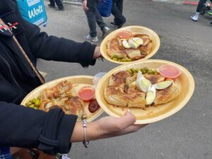 Borekas de mamá: de un recorrido gastronómico en Lewinsky