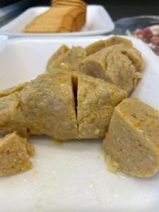 La vida secreta de Bnei Brak: Visita a la panadería y al cholent los jueves por la noche