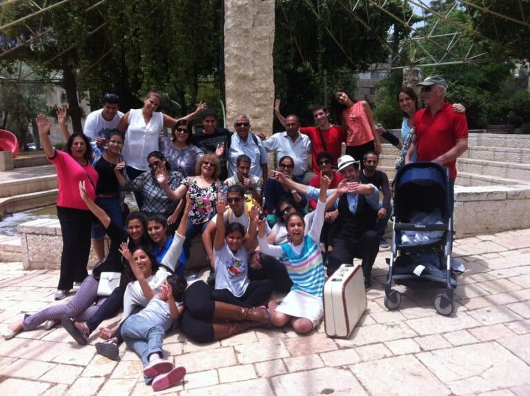 סיור במשכנות שאננים וימין משה עם שחקן