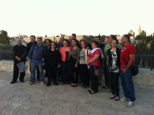 סיור במשכנות שאננים וימין משה עם שחקן