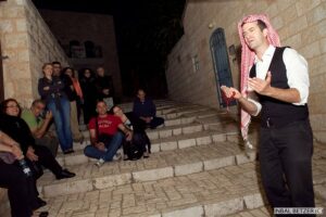 סיור במשכנות שאננים וימין משה עם שחקן