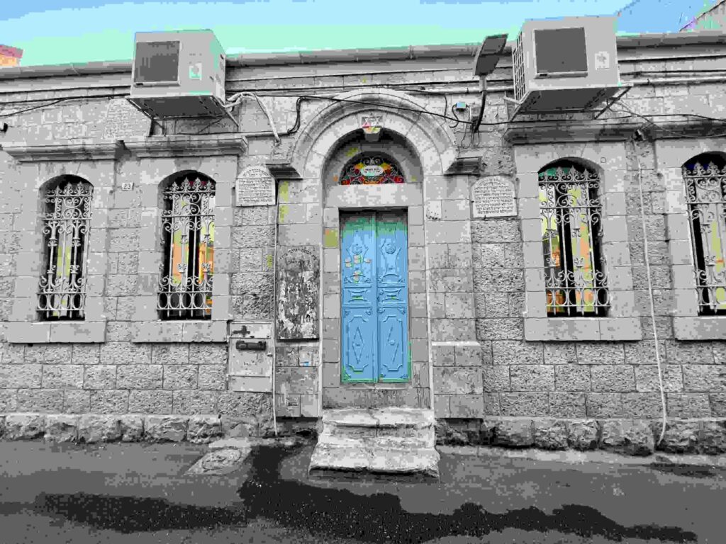Tours in Nachlaot
