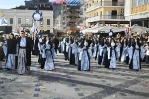 ¡Unas vacaciones mágicas en Grecia con Shimon Parnas en el Carnaval de Patras 2026!