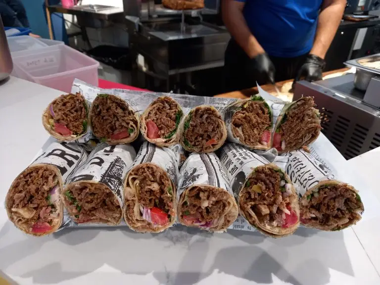 Recorrido culinario por el barrio de Mahane Yehuda: del mercado a la moda