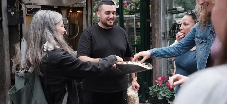 An in-depth tour of the ultra-Orthodox community and tastings of local Jewish cuisine