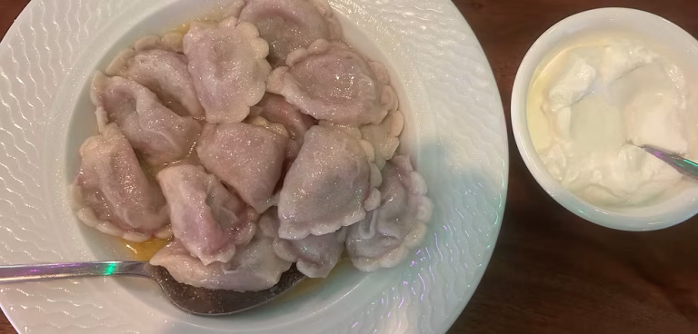 Tour gastronómico en Bat Yam: la ensalada israelí de inmigrantes de 60 países 10