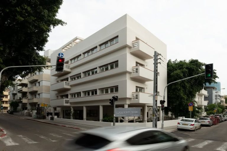 סיור בתל אביב – העיר הלבנה: מהאדריכלות האקלקטית לבאוהאוס