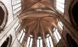 Recorrido por el casco antiguo de Nápoles: historia, arte y religión