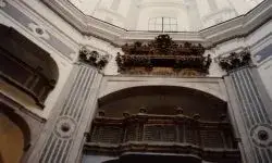 Recorrido por el casco antiguo de Nápoles: historia, arte y religión