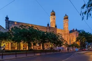 Tour of the Secrets of the Jewish Quarter