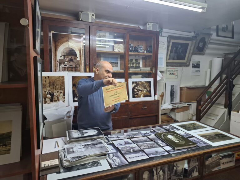 סיור מסע ירושלמי - חצרות, מנזרים ומפגשים עם דמויות מיוחדות