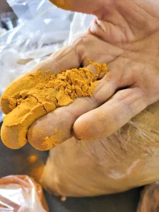 Tour gastronómico por Acre | Ambiente mediterráneo animado y colorido