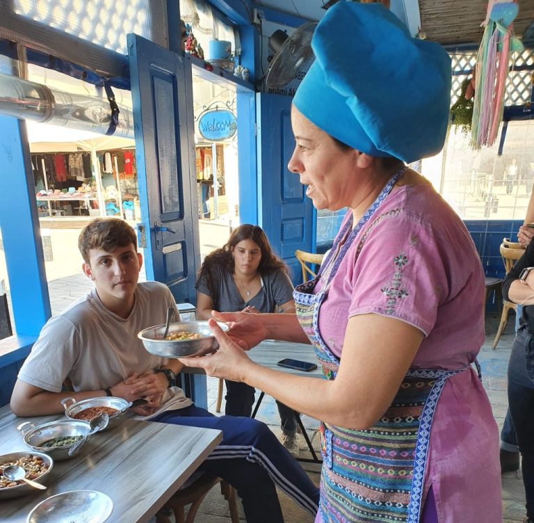 Recorrido gastronómico por Acre: entre las callejuelas de la ciudad más antigua de Israel