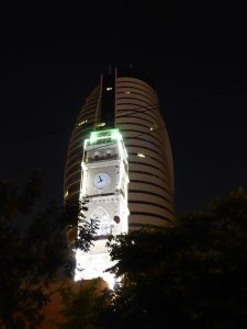 Evening tour of graffiti and culinary corruption in downtown Haifa