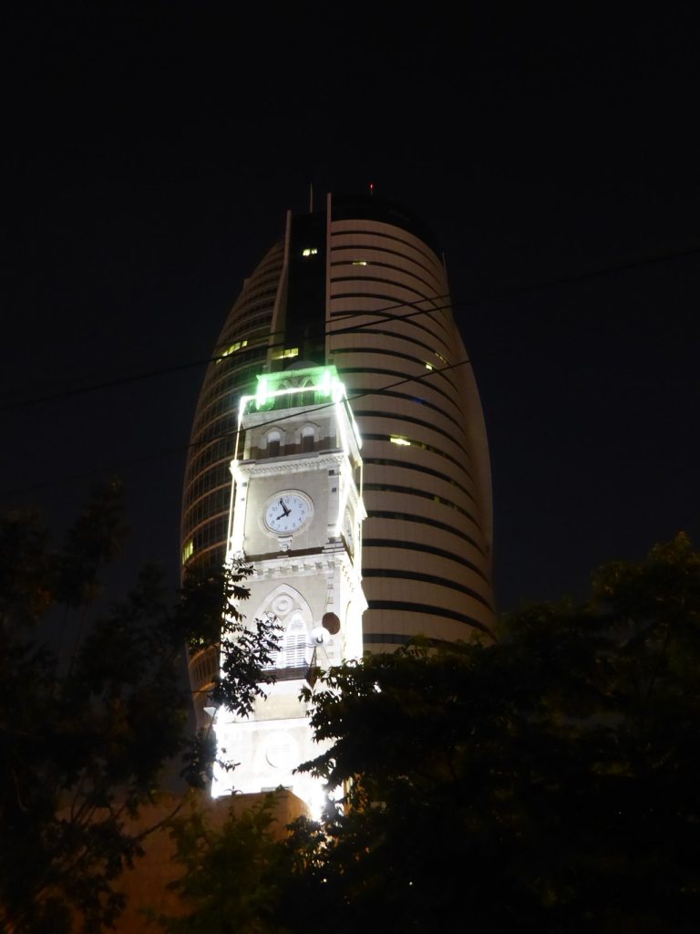 Evening tour of graffiti and culinary corruption in downtown Haifa