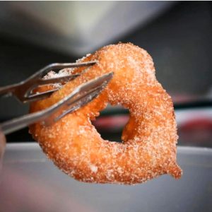 סיור ערב בשוק הכרמל וכרם התימנים