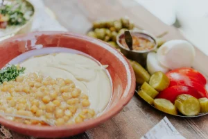 Recorrido culinario por Wadi Nisnas: delicias auténticas