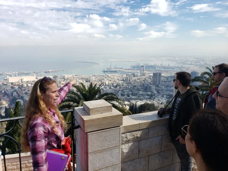 סיור במרכז הכרמל - שכונת בתי הקיץ של הגרמנים הטמפלרים