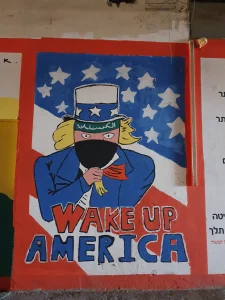 סיור גרפיטי בעקבות ה 7.10 בחיפה