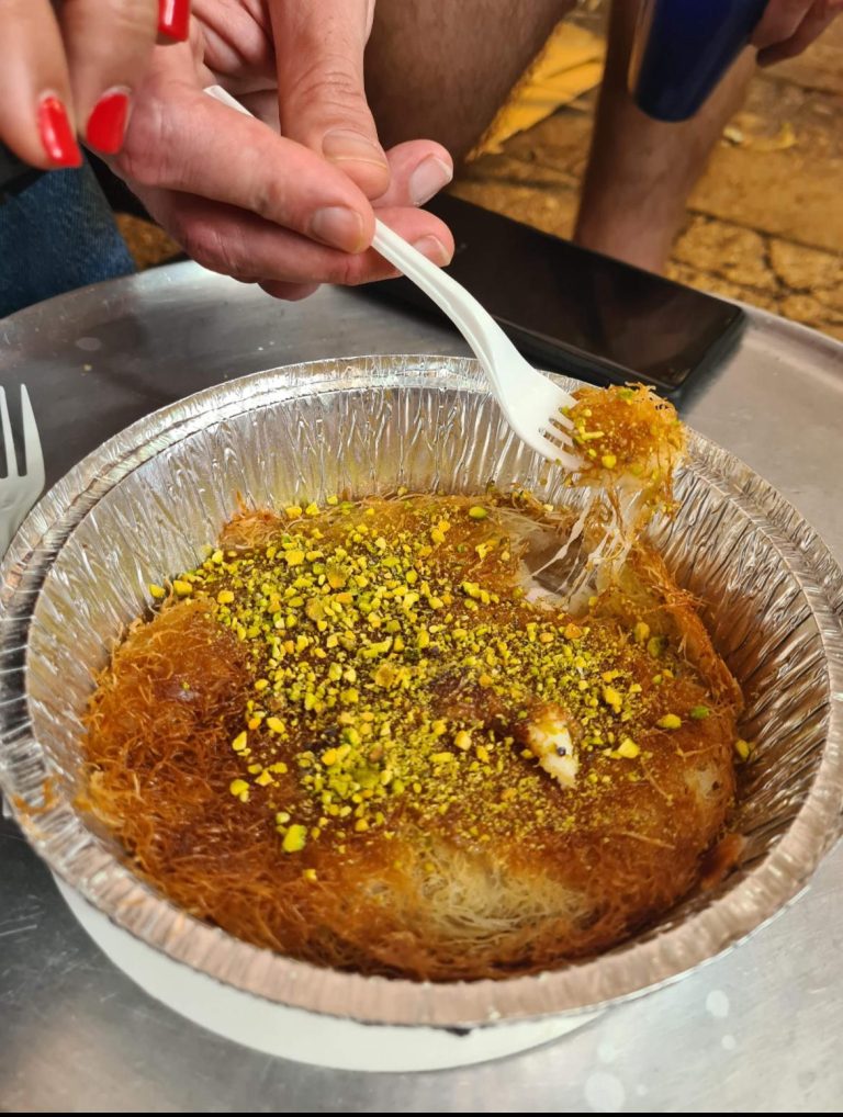 Tour gastronómico por la mañana/mediodía en el mercado Carmel