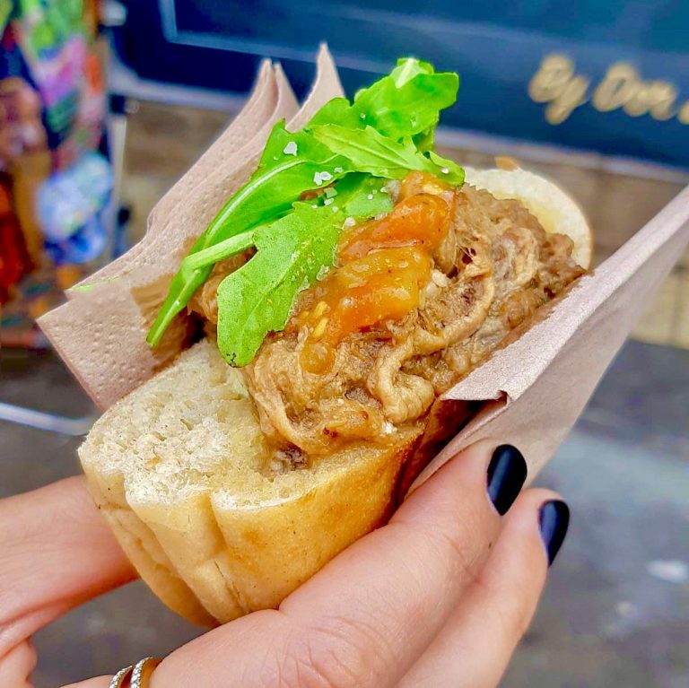 Tour gastronómico por la mañana/mediodía en el mercado Carmel