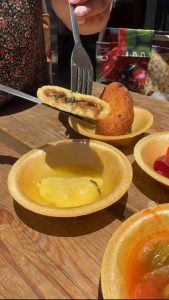 Tour gastronómico por la mañana/mediodía en el mercado Carmel